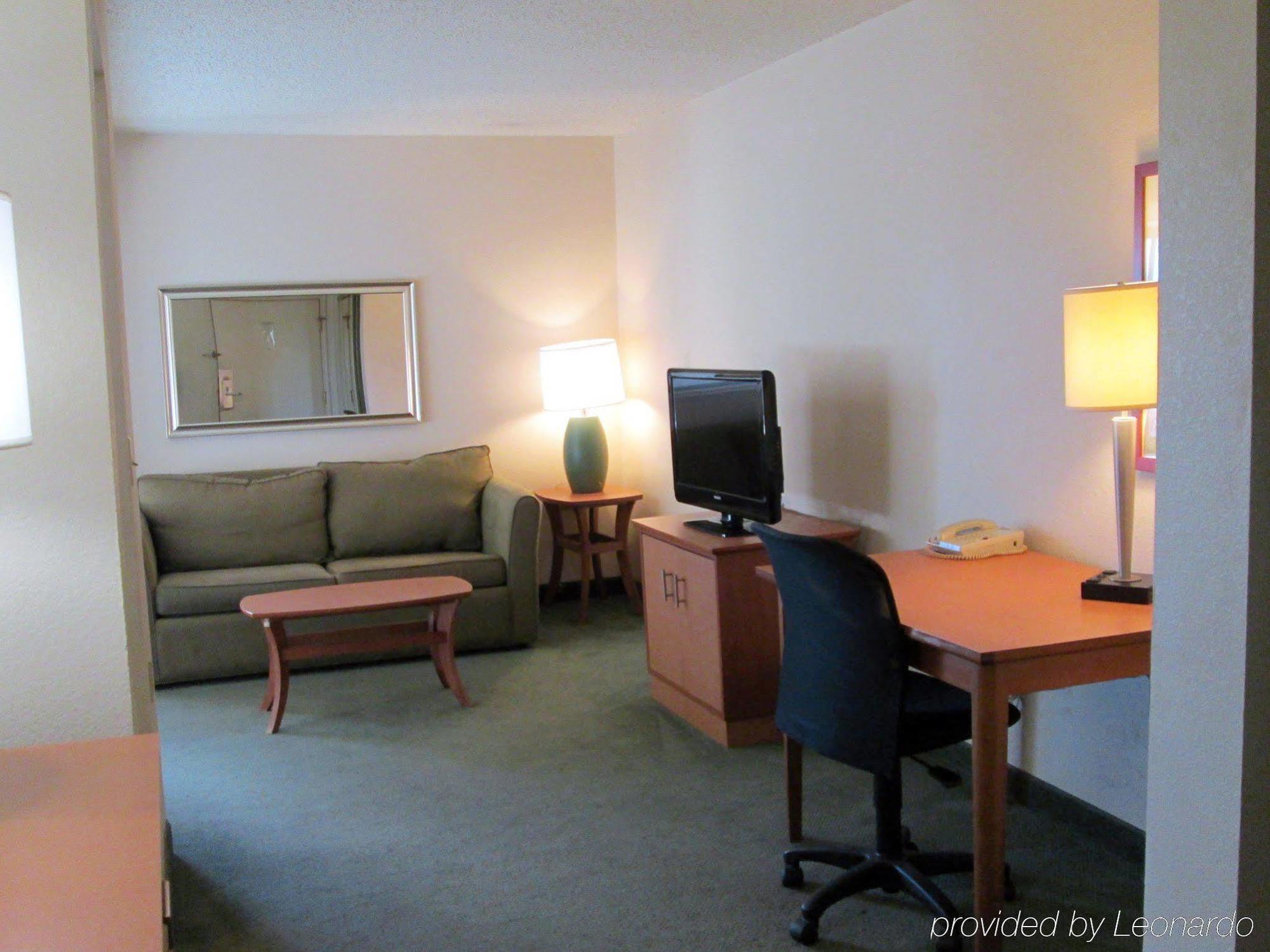 Extended Stay America Suites - Dallas - Plano Parkway - Medical Center Zewnętrze zdjęcie